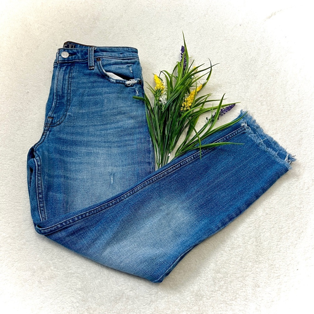 Abercrombie & Fitch Simone High Rise Slim Fit Jeans - Size 27/4R